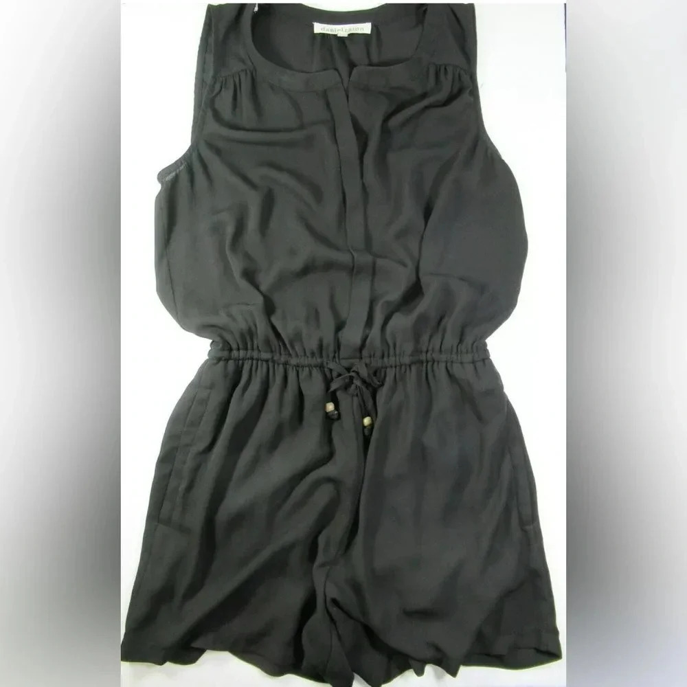 Daniel Rainn Black Sleeveless Romper